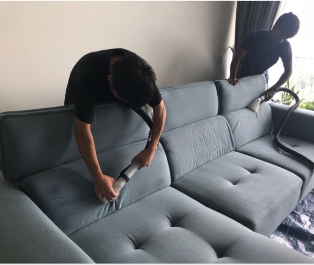 صورة افضل شركة تنظيف كنب بالبخار بالعين افضل الأسعار